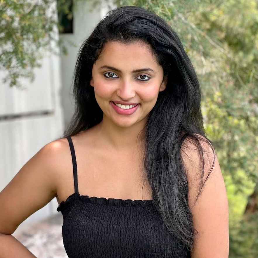 Anicka Vikhraman Net worth